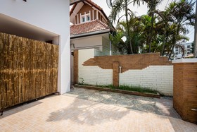 T.W. Marina BBQ Pool Villa Pattaya