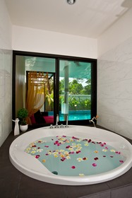 Thai Thani Pool Villa Resort Pattaya