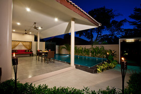 Thai Thani Pool Villa Resort Pattaya