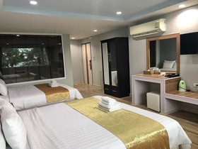 The Beach Front Resort