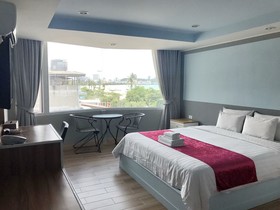 The Beach Front Resort