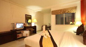 The Golden Ville Boutique Style Living