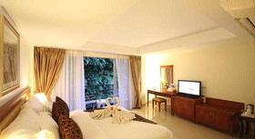 The Golden Ville Boutique Style Living