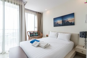The Riviera Jomtien by Pattaya Holiday