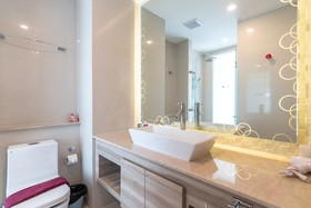 The Riviera Jomtien by Pattaya Holiday