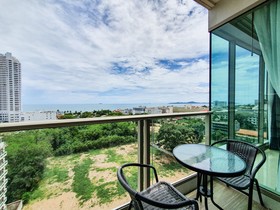 The Riviera Jomtien by Pattaya Holiday