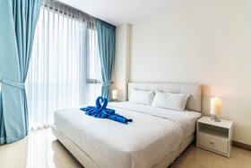 The Riviera Wongamat by Pattaya Holiday