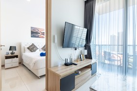 The Riviera Wongamat by Pattaya Holiday