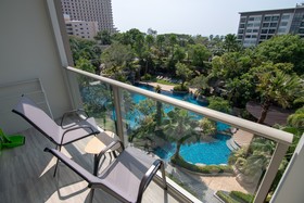 The Riviera Wongamat by Pattaya Holiday