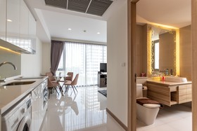 The Riviera Wongamat by Pattaya Holiday