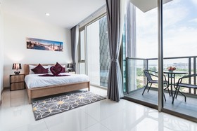 The Riviera Wongamat by Pattaya Holiday