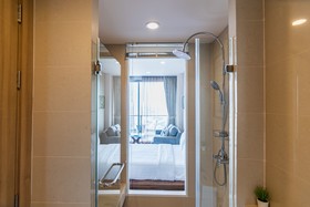 The Riviera Wongamat by Pattaya Holiday