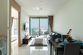 The Riviera Wongamat by Pattaya Holiday