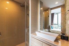 The Riviera Wongamat by Pattaya Holiday