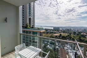 The Riviera Wongamat by Pattaya Holiday
