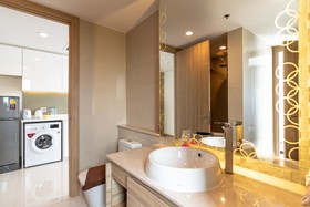 The Riviera Wongamat by Pattaya Holiday
