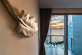 The Riviera Wongamat by Pattaya Holiday