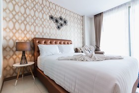 The Riviera Wongamat by Pattaya Holiday