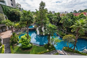 The Riviera Wongamat by Pattaya Holiday