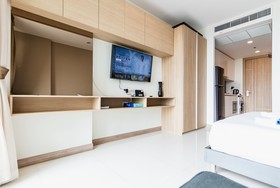 The Riviera Wongamat by Pattaya Holiday