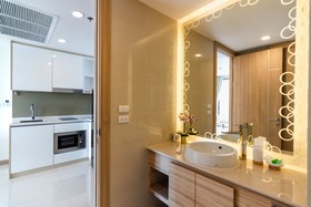 The Riviera Wongamat by Pattaya Holiday