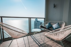 The Riviera Wongamat by Pattaya Holiday