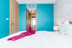 The Riviera Wongamat by Pattaya Holiday
