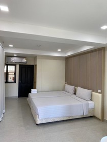 The Shade Residence
