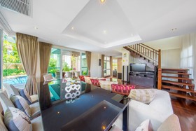 Paradise Pool Villa Pattaya in Tropicana Village