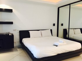 View Talay 6 Pattaya Beach Condominium