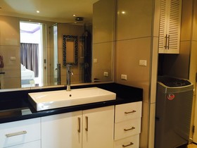 View Talay 6 Pattaya Beach Condominium