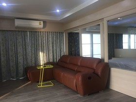 View Talay 6 Pattaya Beach Condominium