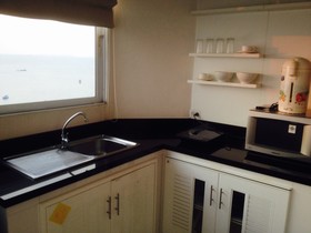 View Talay 6 Pattaya Beach Condominium