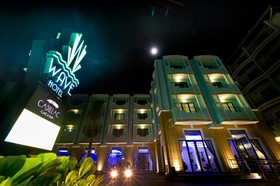 Wave Hotel