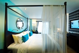 Wave Hotel