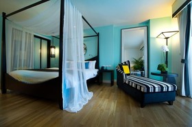 Wave Hotel