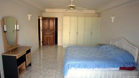 Yensabai Condo Pattaya