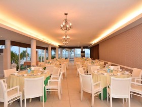 S2 Hotel