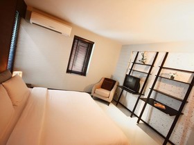 S2 Hotel