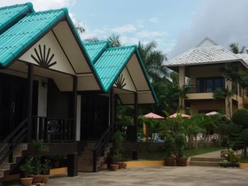 Ao Thai Bangsare Resort 2