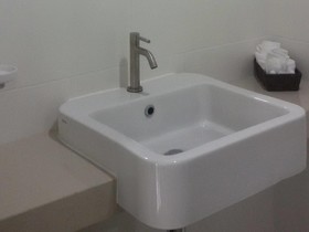 Ao Thai Bangsare Resort 2