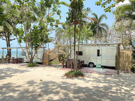 Beach House Camp