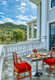 Grand Lord Hotel& Residence
