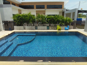 Sattahip Pool Villa