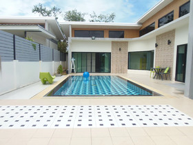 Sattahip Pool Villa