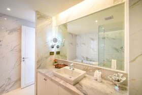 The Aristo Seaview Patong