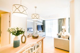 The Aristo Seaview Patong