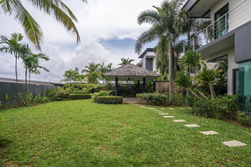 Diamond Villas by Lofty