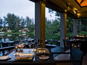 DoublePool Villas by Banyan Tree