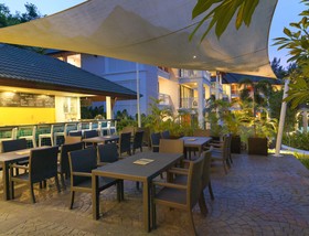 Homm Suites Laguna